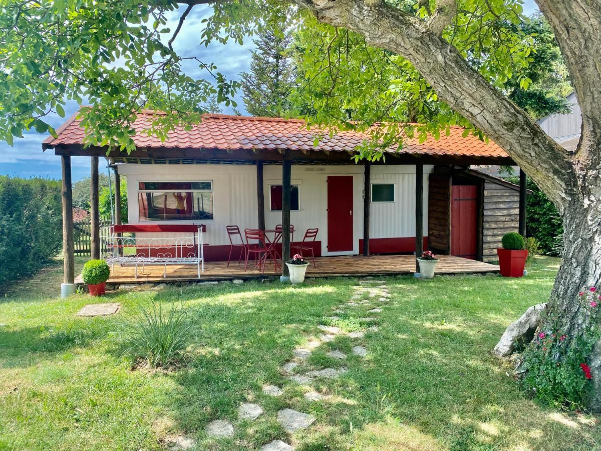 Mobilhome Sous Chalet En Bois A La Ferme Josnes Екстер'єр фото